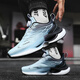 Nuevos zapatos deportivos de verano Autumn e invernal de otoño e invierno botón de giro Running Zapatos ultra ligeros Atacos y zapatos transpirables Hombres 9887 LIGHTA AZUL [superficie de cuero] 42