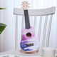 Hochwertige Ukulele-Anfänger, erwachsene weibliche und männliche Internet-Berühmtheit können kleine Gitarre 23-Zoll-Graffiti Purple Paket zwei spielen