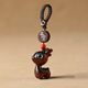 Jingyuan Pavilion jusqu'à Ping'an Santalwood Deer Keychain Car Pendant Couple Couple de téléphone mobile Chaîne suspendue Décoration Hanging Yilu [Ping'an] Barbie Sandalwood - Modèle de trèfle