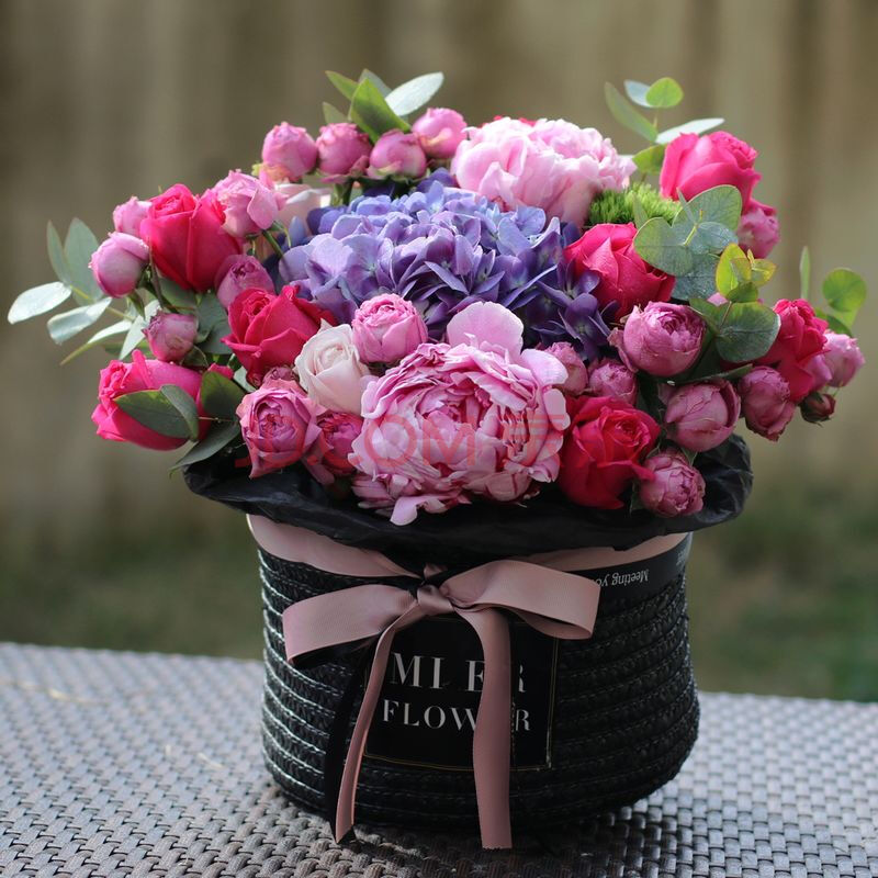 鲜花速递 鲜花 酉卡伊(ukayi) 创意生日礼物送女友情人节礼品礼物进口