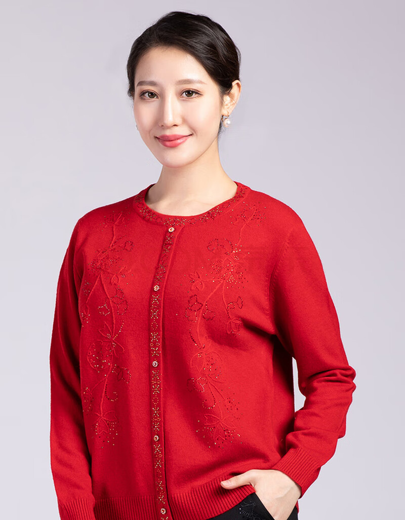 老美华秋冬新款毛衣女短款中老年妈妈羊毛针织衫宽松洋气圆领保暖