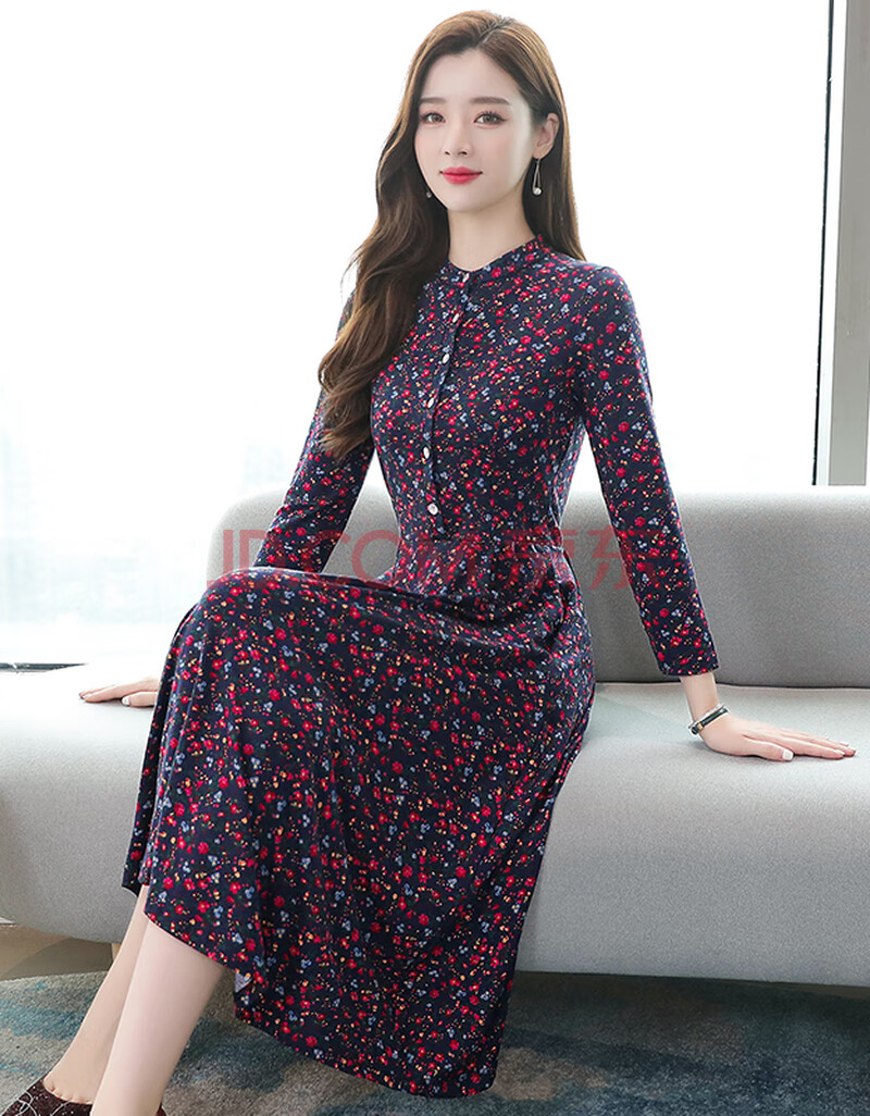 对兰长袖连衣裙女中长款2020秋冬季装新款连衣裙女修身秋碎花遮肚子