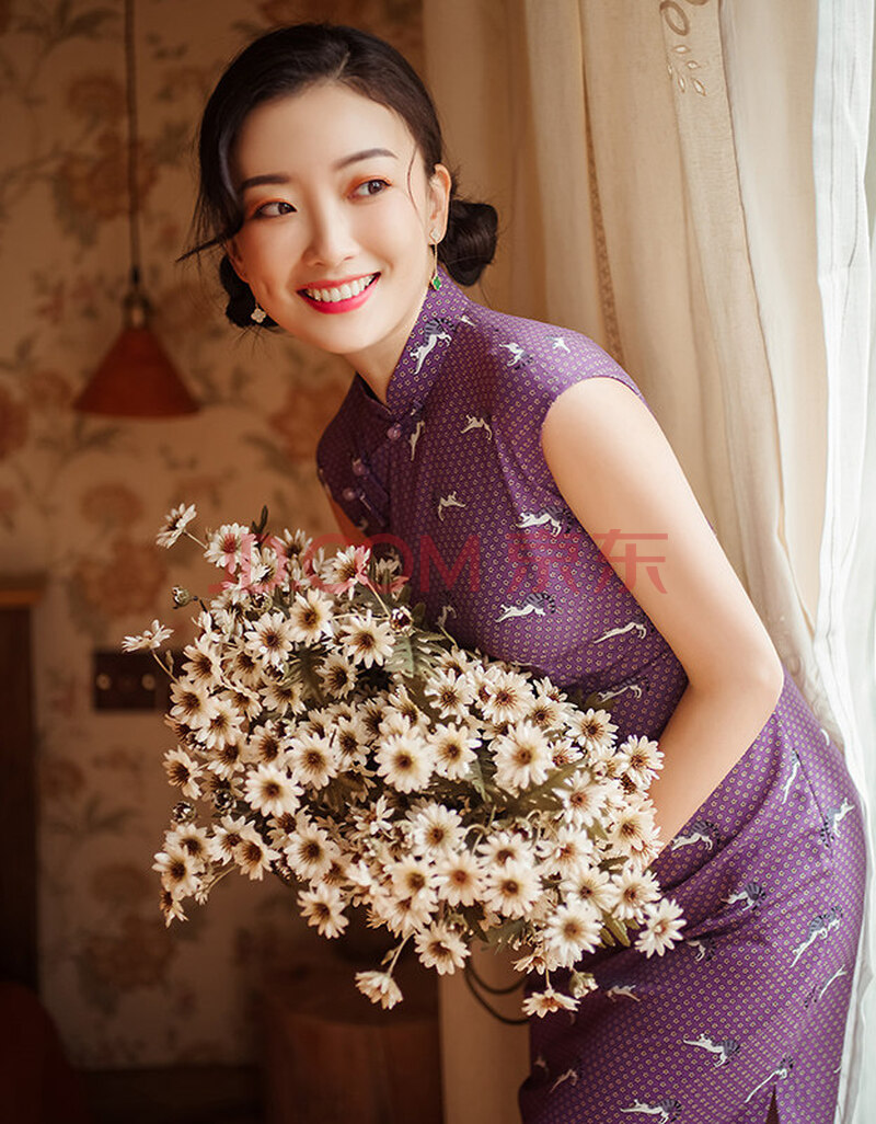 百茴 低开杈紧身优雅中国风2021夏款短袖旗袍改良版连衣裙 紫色连肩袖