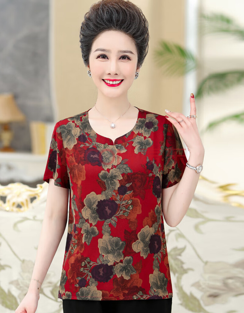 中年妇女的真丝上衣桑蚕丝半袖半截袖妈妈夏天穿的中老年加肥加大码