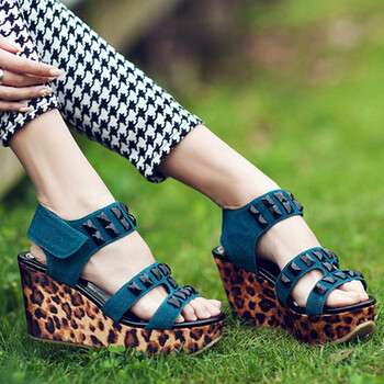 新品豹纹厚底防水台真牛皮高跟鞋水钻坡跟女士凉鞋子清仓la826 墨绿色