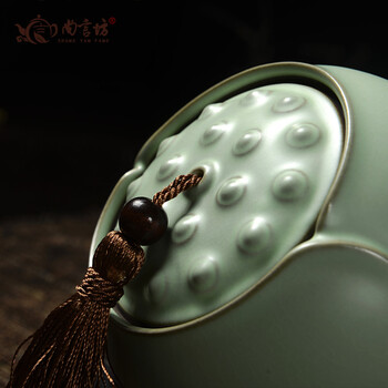 
                                        尚言坊茶具 仿汝窑蝉翼开片粉青色茶叶罐 莲心罐 一路莲升密封罐 180g装 汝窑粉青色一路莲升罐                