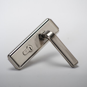 固力guli x系列 简约风格镍镶镍拉丝插芯门锁x0404-a3