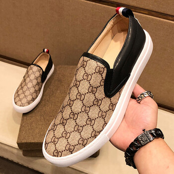 gucci 古驰2022秋冬新款小蜜蜂印花乐福鞋男一脚蹬男士百搭休闲懒人套