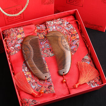 梳子镜子金丝檀木定制刻字婚庆喜梳陪嫁对梳礼盒结婚礼物新婚礼物送