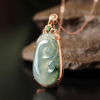 京选臻品御大师万事如意翡翠吊坠女18k金镶玉坠冰种如意项链孤品