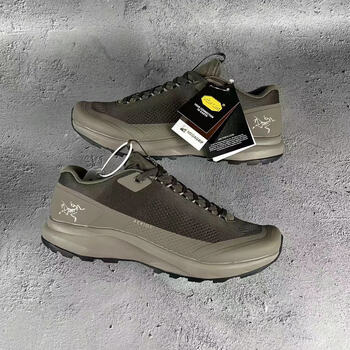 始祖鸟arcteryxarcteryxaeriosaura轻便透气越野徒步登山旅行鞋男鞋