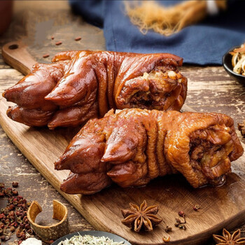 王洛红烧猪蹄1斤河南前蹄整蹄带筋红烧五香麻辣酱卤猪手真空包装零食