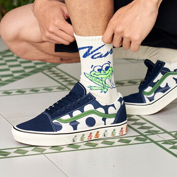 vans范斯官方 男子长袜袜子复古米白色个性印花 复古白 均码