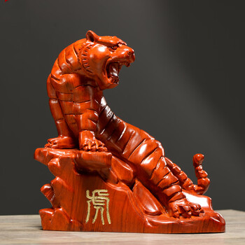 生肖虎实木雕刻工艺品电视柜酒柜摆件家居装饰品花梨精雕上山虎高16cm