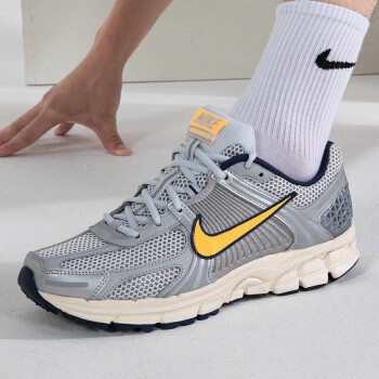 耐克（NIKE）男鞋2024夏款AIR ZOOM VOMERO运动休闲气垫缓震透气跑步鞋DA7245 FJ4151-001 /VOMERO 5 39