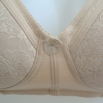 文胸大码无钢圈后扣妈妈全纯棉薄款内衣老人大号胸罩无海绵加肥加大码