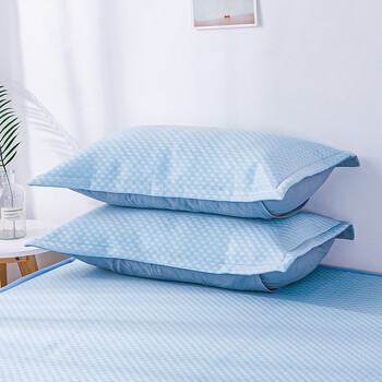 床上用品>床单/被套/枕套>枕巾>一款三明治冰丝凉感枕套,给你带来夏日