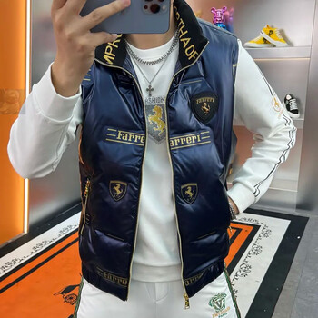 欧尚轻奢男装秋冬高品质男字母印花大战马标马甲外套休闲羽绒背心