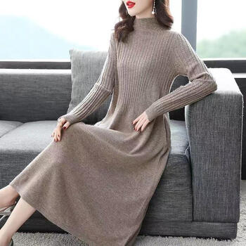 婵栩中年妇女冬天连衣裙妈妈穿的秋冬款特大码300斤中长款加厚毛衣裙