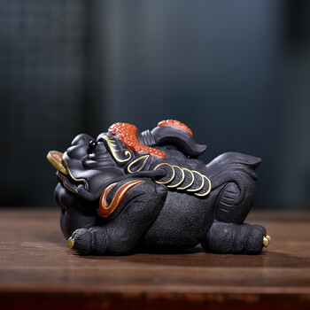 手工金蟾紫砂茶宠紫泥雕塑茶玩礼品鸿运当头金蟾黑泥描绘款礼盒装