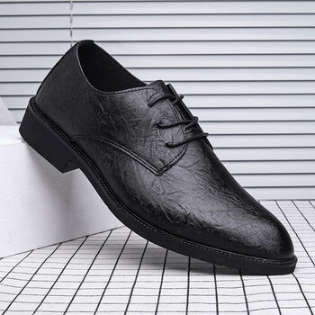 沙驰(satchi)黑色皮鞋男夏秋冬透气韩版内增高青年英伦尖头商务正装