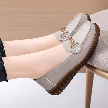 gcaocoma豆豆鞋女单鞋夏季新款休闲平底鞋春秋款中老年女鞋软底闰月