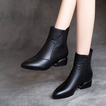 泰载女士半高跟半筒靴真皮短靴女式秋冬新款马丁靴春秋单靴中跟秋冬棉