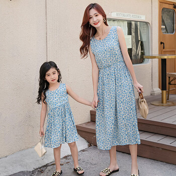 2022夏天新夏款亲子装母女亲子连衣裙满花沙滩裙拉贝琳兰碎花110cm