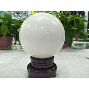 明珠天然夜光石超亮陨石莹光球会发光荧光摆件月光莹石原石白色光面