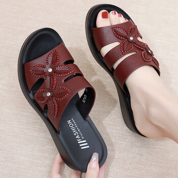 鞋靴>时尚女鞋>女士凉鞋>其它女士凉鞋>佐伐>佐伐老人防滑拖鞋女夏外