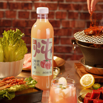 果子熟了够真炖雪梨冰糖雪梨红枣炖山楂炖白桃果肉饮