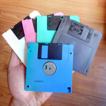 5寸软盘 1.44m软磁盘 麦克赛尔(拆零 5 张)