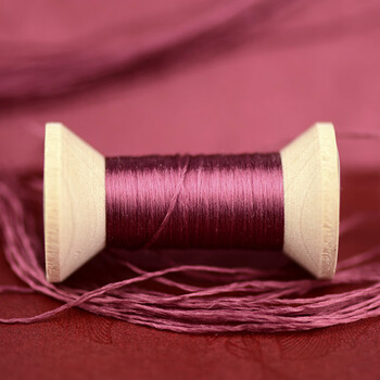 新品手工苏绣刺绣绣花桑蚕丝线缠花真丝手工刺绣线轴苋红色5号