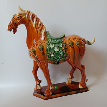 轻奢高品质顶妃唐三彩陶瓷马卧室客厅电视柜领导玄关中式家居工艺品马