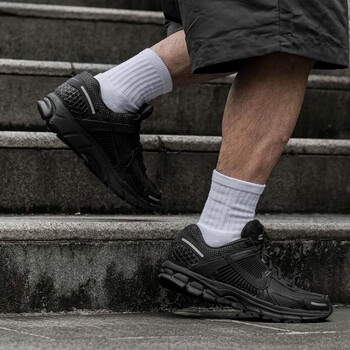 耐克（NIKE）男鞋2024春季新款ZOOM VOMERO 5休闲运动鞋轻便耐磨跑步鞋BV1358 BV1358-003 41