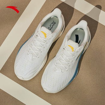 安踏毒刺跑步鞋男鞋2022春季新款轻便休闲跑鞋运动鞋男112215520象牙