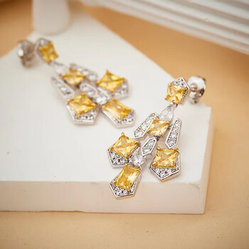 珉珉高档18白金莫桑钻石流苏黄钻耳环简约气质复古风方钻耳钉感白金