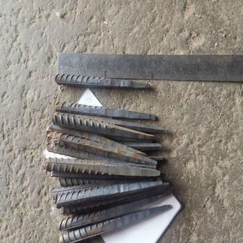 手扶拖拉机耙齿微耕机平土耙尺平地杂草长短钢筋耙耙齿清理不规则 微