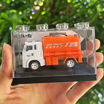 合金橙色洒水车带亚克力展示盒