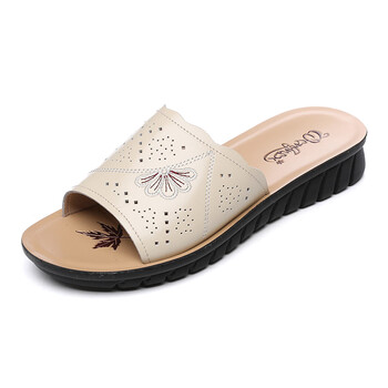 鲸侈天空轻奢品牌老年女拖鞋真皮软底舒适妈妈凉拖鞋2023年新款夏天外