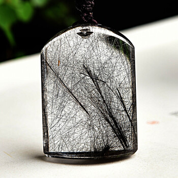 望东天然黑发晶吊坠男女士五行水黑水晶本命年项链大颗粒母亲节礼物