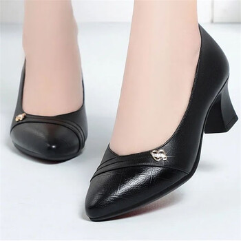 美黛遇40-50岁中年妇女半高跟皮鞋女式妈妈鞋2023新款鞋春夏女士女鞋