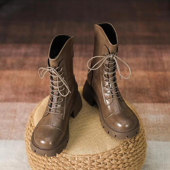 坦博顿tanbodun意尔康旗下马丁靴女2023新款春秋超火v口系带女靴甜酷