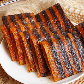 文君斑马肉辣条牛筋8090后童年怀旧零食五毛钱辣片小包装5袋50袋15袋