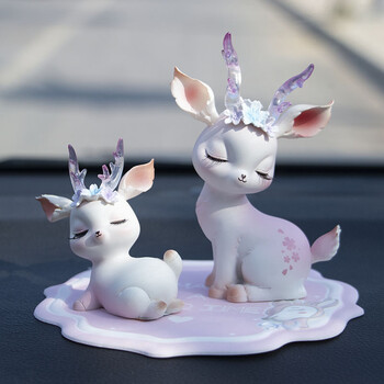 一路平安鹿汽车摆件创意车上装饰可爱车内饰车载摆件粉白色小鹿大鹿