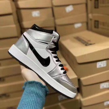 篮球鞋aj烟灰影子灰黑曜石扣碎男女滑板鞋aj1高帮运动鞋 伦纳德电光银