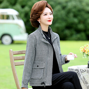 梵侈赫尔轻奢品牌妈妈秋装格子毛呢外套短款洋气高贵呢子上衣中老年人