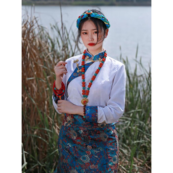 藏服女装藏族服装藏袍女春季新款西藏康巴藏式藏刺绣上