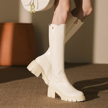 鞋靴>时尚女鞋>女靴>女士雪地靴>升卡(semckarr)>升卡轻奢品牌牛皮