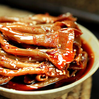 辣斯兔特产袋装麻辣鸭郡把卤味熟食鸭菌把即食香辣鸭肉休闲零食鸭郡把
